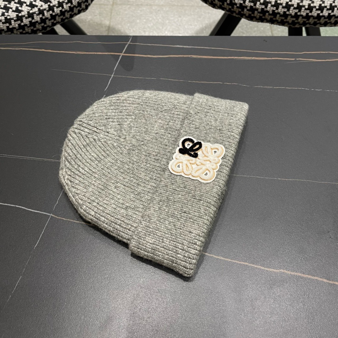 Chapéu Loewe 2025 — photo 4