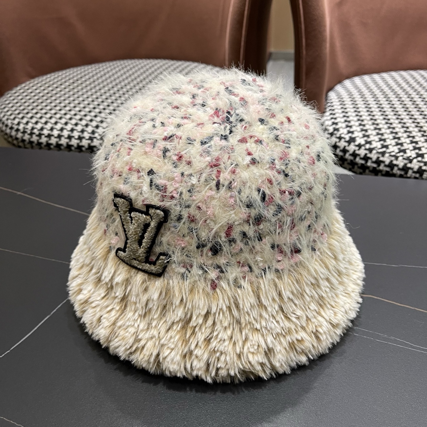 p120 lv路易威登 日系美拉德风针织帽子冬季保暖渐变
毛线帽女大头围显脸小毛绒盆帽