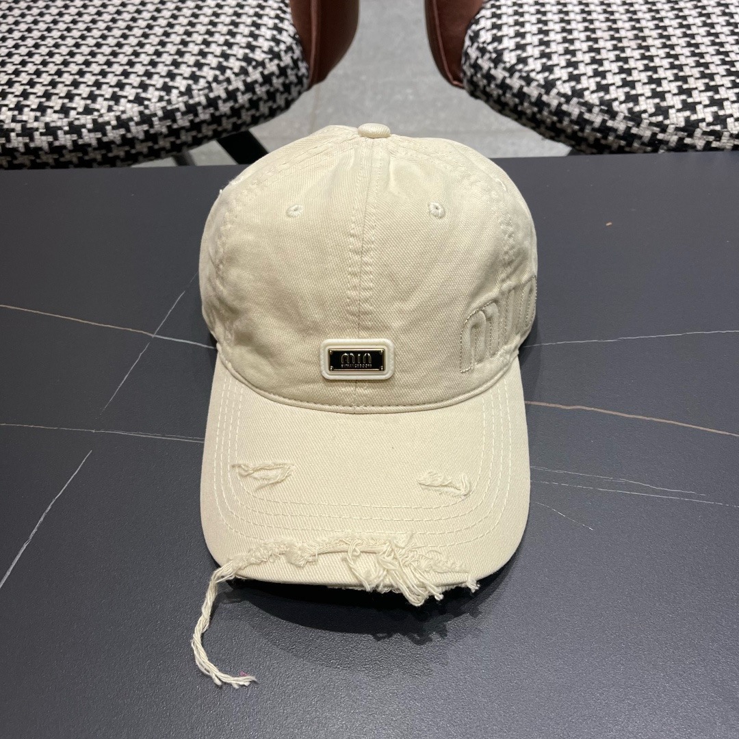NO:670554,Miumiu's original spring and summer new baseball cap, authentic and custom-made from mold, original workmanship is meticulous and the quality is superb!  Hats bucket hat, baseball cap, knitted hat, hat, miumiu, espadrilles, hats19860909谬谬miumiu 原单春夏新款棒球帽,正品开模订制,原版做工细致质量超赞！帽子渔夫帽棒球帽针织帽,帽子,miumiu,espadrilles,hats,hat