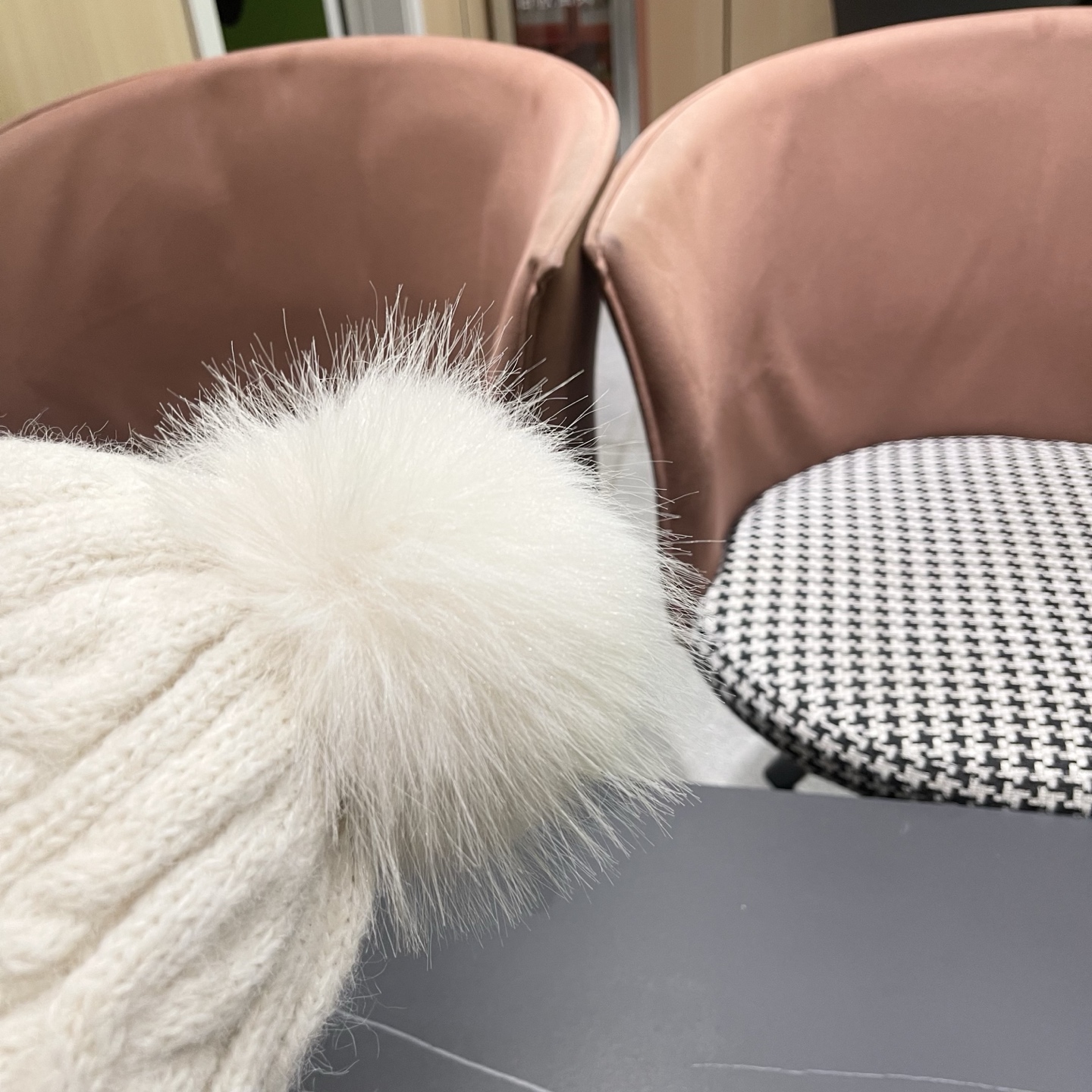 P85 Lv路易威登冬季帽子女保暖防寒带球毛线帽针织帽秋冬百搭骑车冬天月子帽时尚