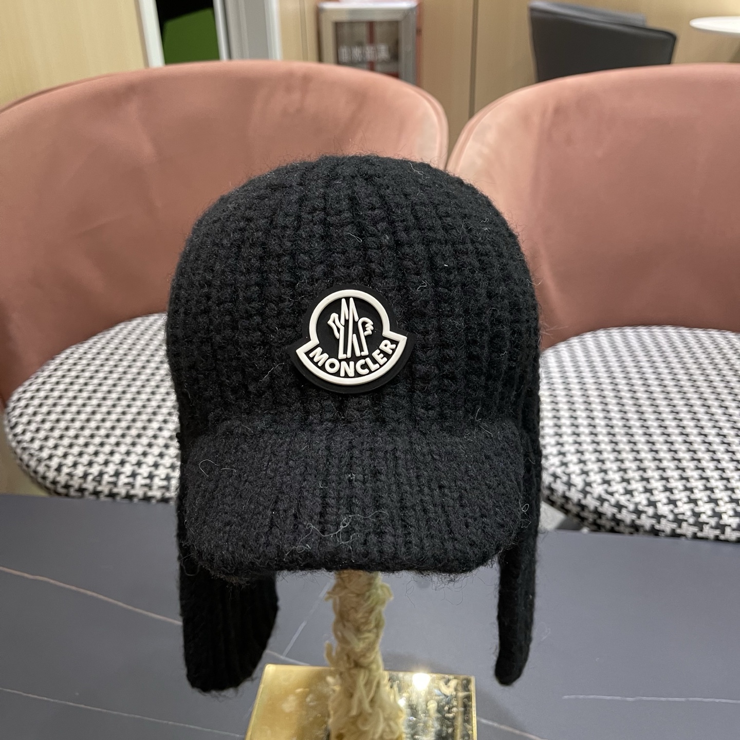 NO:670560,MONCLER (muzzle) winter Korean style beige warm woolen hat for women travel versatile knitted Lei Feng hat fashionable face-showing small duck tongue cold hat hat fisherman hat baseball cap knitted hat, hat, Moncler, espadrilles, hats19860909MONCLER（蒙口) 冬季韩版米色保暖毛线帽女出行百搭针织 雷锋帽时髦显脸小鸭舌冷帽帽子渔夫帽棒球帽针织帽,帽子,Moncler,espadrilles,hats,hat