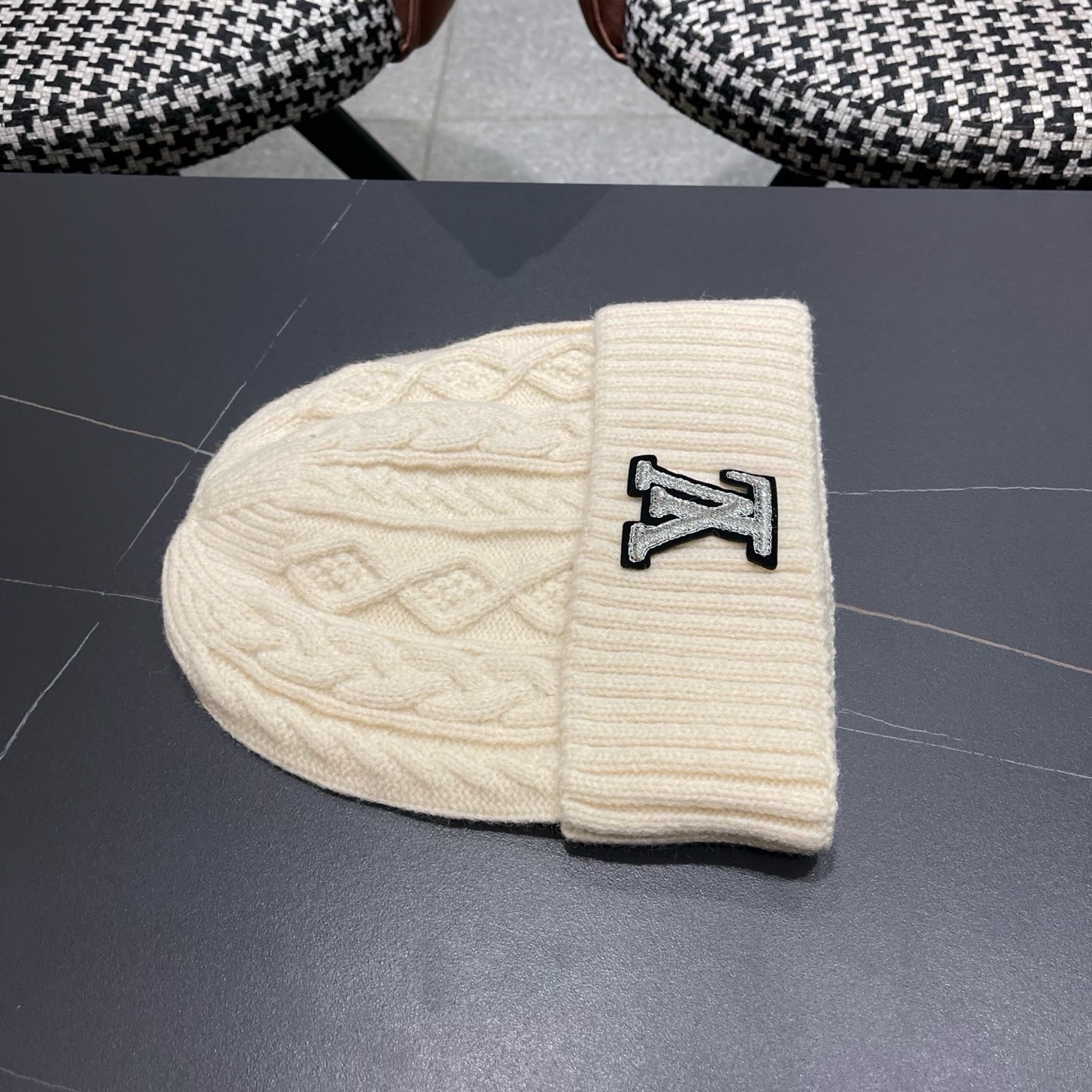 p75【LV路易威登】2025秋冬新款毛线帽，大牌系列，轻奢感满满