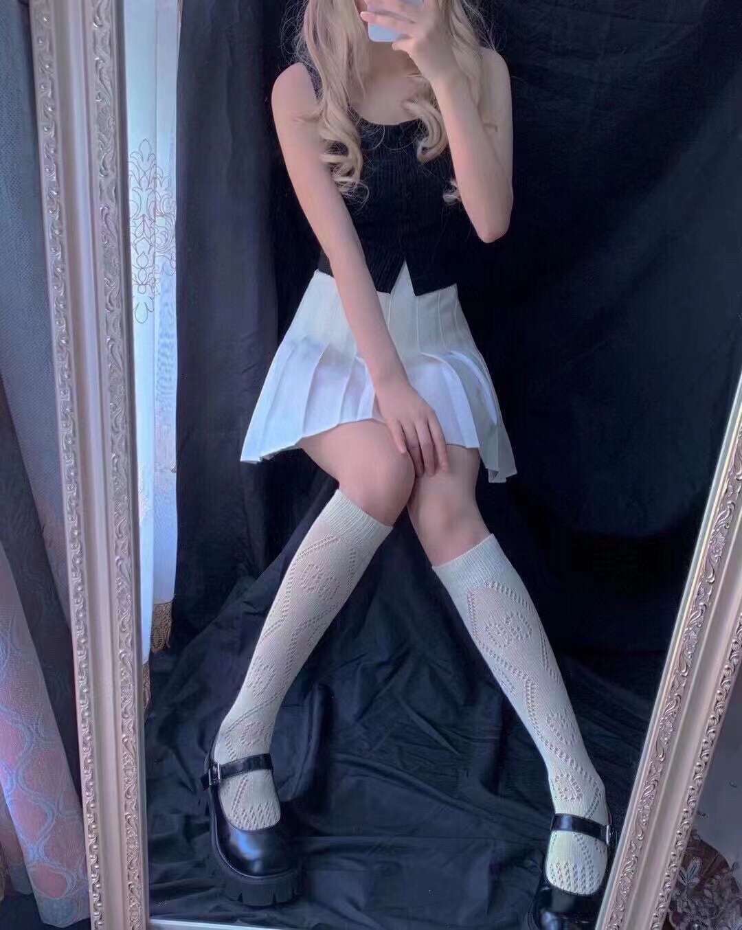 古奇Gucci 2025网眼镂空字母菱形格欧美走秀小腿袜复古网红ins潮牌女