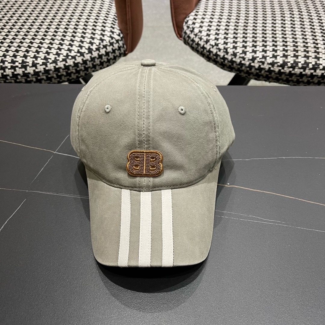 NO:764460,BALENCIAGA's new baseball cap, cool colors, different styles for men and women, a must-have for Paris fans!  hat straw hat bucket hat baseball cap, hat, balenciaga, balenciaga, espadrilles, hats19860909BALENCIAGA巴黎世家新款棒球帽,很酷的色系,男女佩戴都有不同style,巴黎粉必入款！帽子草帽渔夫帽棒球帽,帽子,balenciaga,balenciaga,espadrilles,hats,hat
