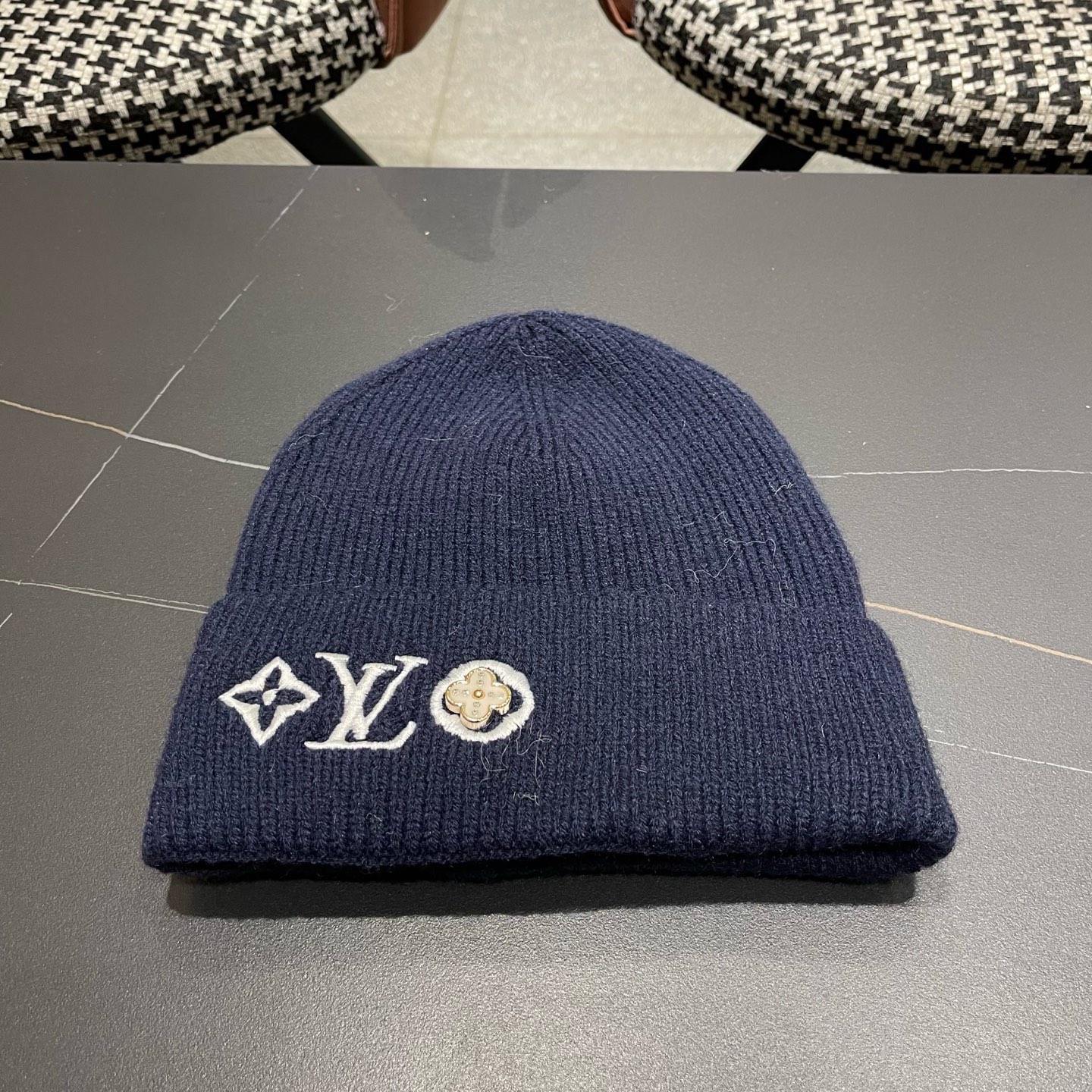 NO:643574,New - LV Louis Vuitton new product original woolen hat embroidery technology popular hats fisherman hat baseball cap knitted hat, hat, louis vuitton, louis vuitton, espadrilles, hats19860909上新 —— LV 路易威登新品原单毛线帽 刺绣工艺 爆款帽子渔夫帽棒球帽针织帽,帽子,louis vuitton,louis vuitton,espadrilles,hats,hat