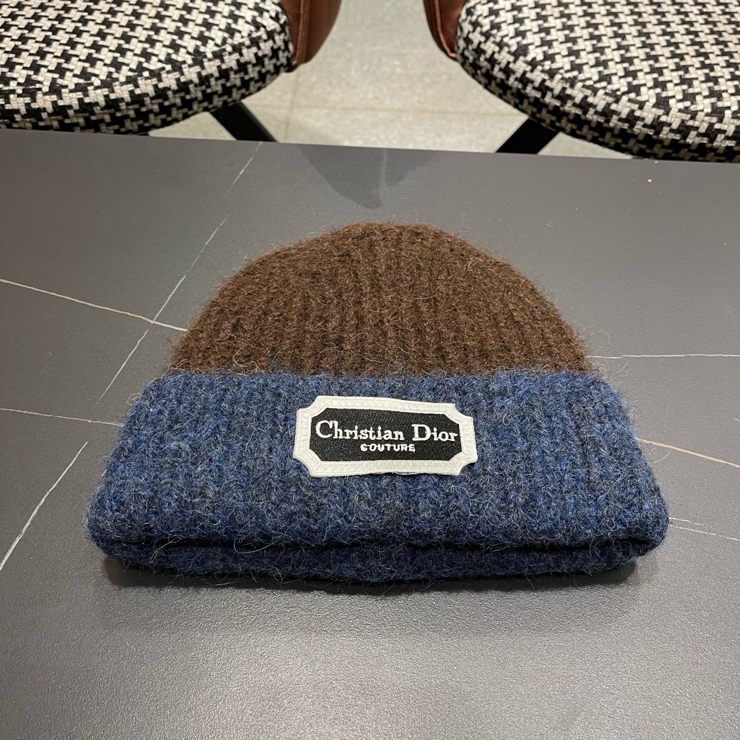 NO:643554,DIOR Dior 2025 new knitted hat for women in winter, retro, versatile, face-showing, small woolen hat, large head circumference, warm and cold hat, fisherman hat, baseball cap, knitted hat, hat, dior, dior, espadrilles, hats19860909DIOR迪奥2025新款针织帽子女冬季复古百搭显脸小毛线帽大头围保暖冷帽帽子渔夫帽棒球帽针织帽,帽子,dior,dior,espadrilles,hats,hat