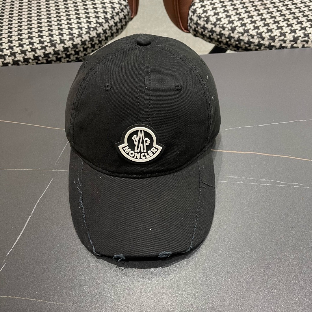 NO:643438,Spring and summer new MONCLER new baseball cap, young and fashionable people wear it in colors, with super visual effect, good-looking and high-quality!  Hats bucket hat, baseball cap, knitted hat, hat, Moncler, espadrilles, hats19860909春夏新款 蒙口MONCLER 新款棒球帽,年轻时尚潮人穿搭色系,视觉效果超强,好看有质感！帽子渔夫帽棒球帽针织帽,帽子,Moncler,espadrilles,hats,hat