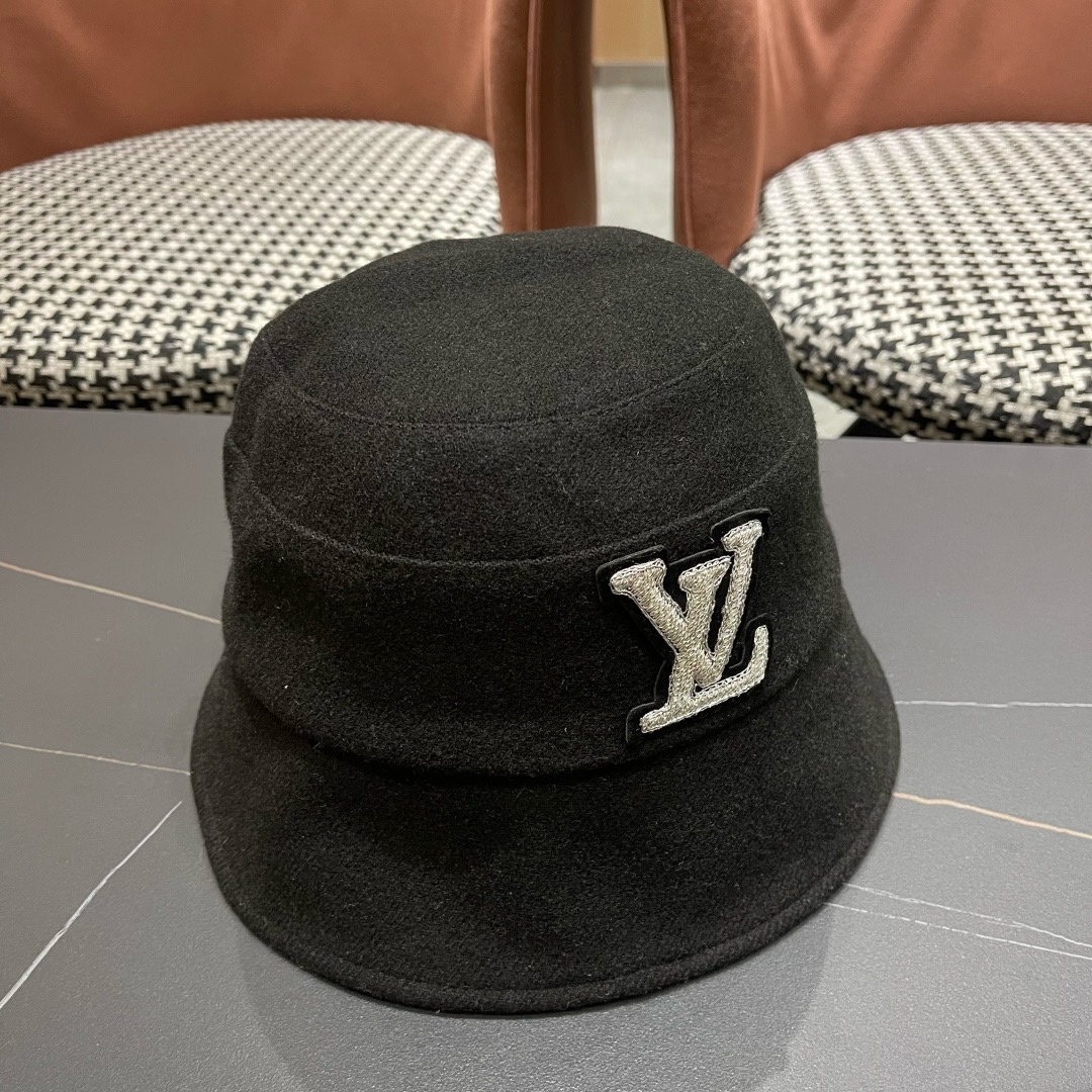 Lv路易威登渔夫帽女秋冬季新款毛绒冷帽子大头围显脸小加厚保暖鱼夫盆帽