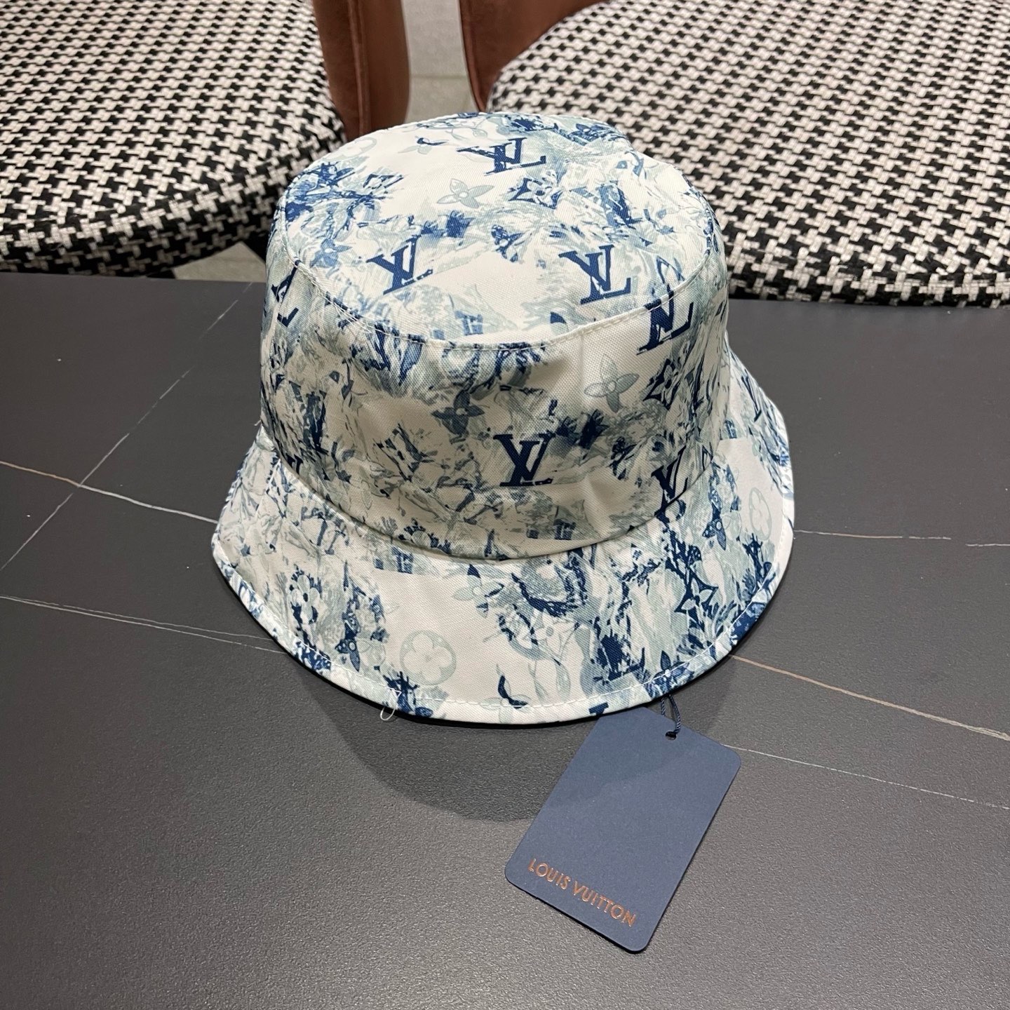 LV路易威登原单渔夫帽  轻盈透气。完美版型，独家实物拍摄，男女适用