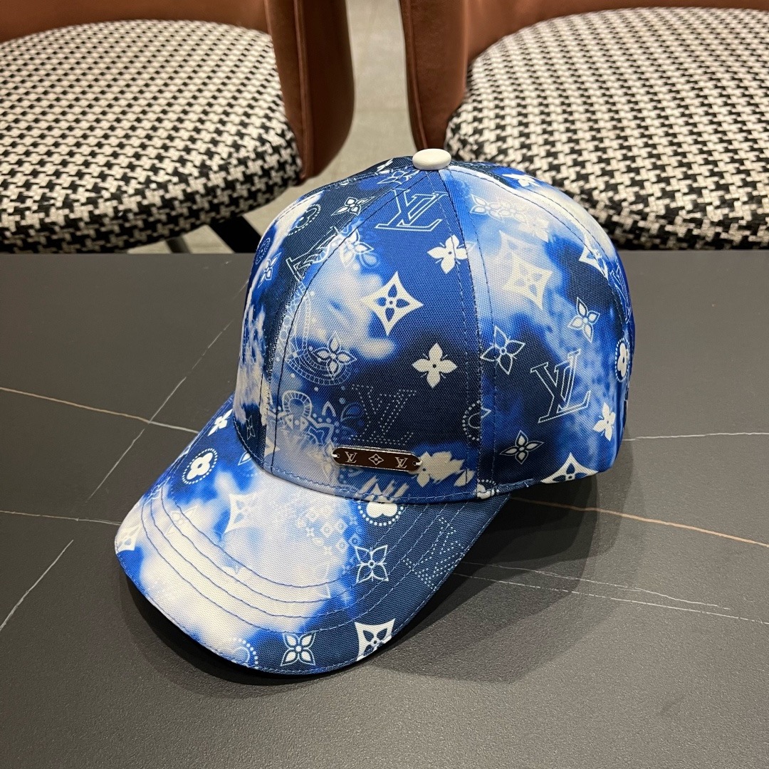 路易威登棒球帽LouisVuitton👒😍新款LV棒球帽，重工打造♥完美刺绣，高端大气，百搭款🤗男女通用