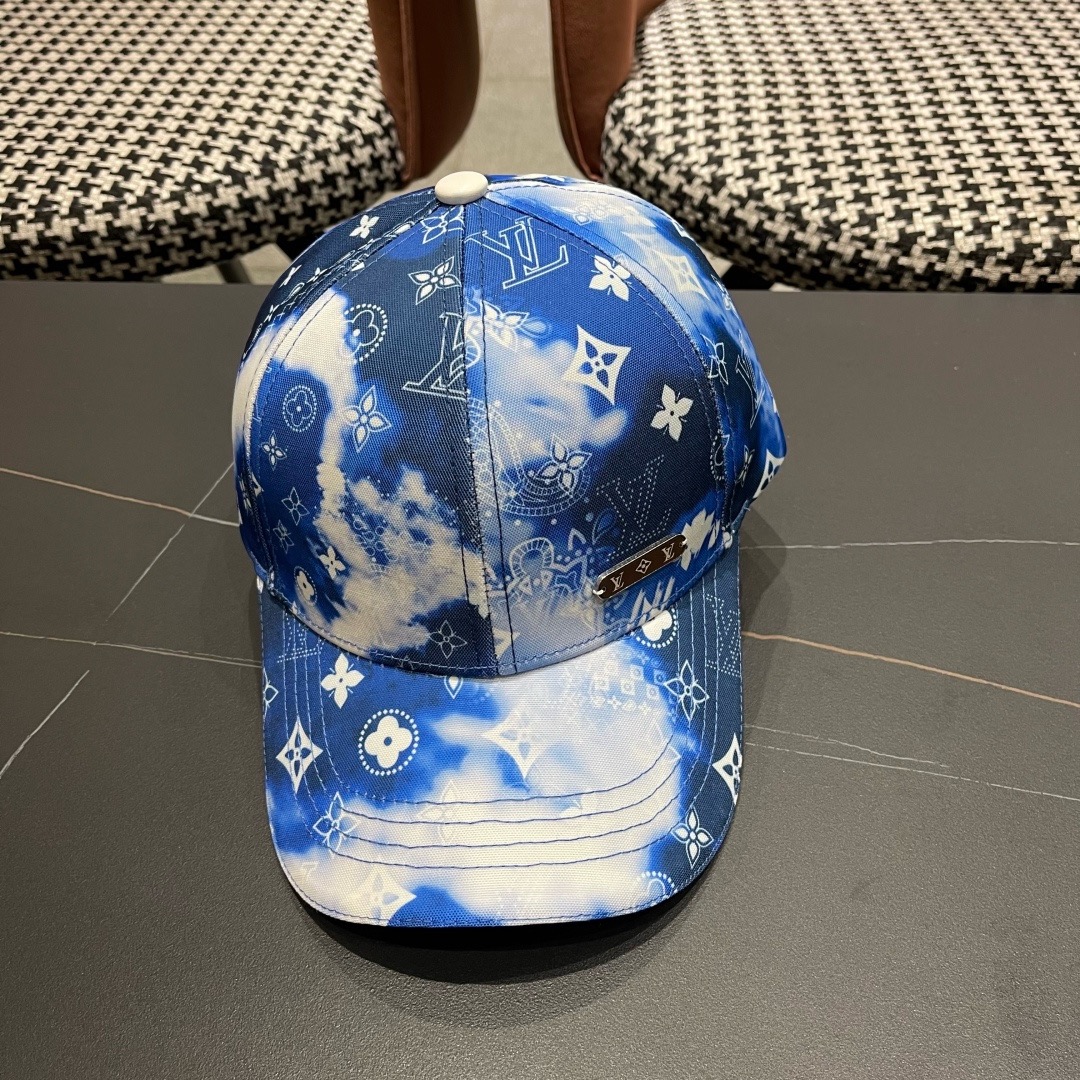 路易威登棒球帽LouisVuitton👒😍新款LV棒球帽，重工打造♥完美刺绣，高端大气，百搭款🤗男女通用