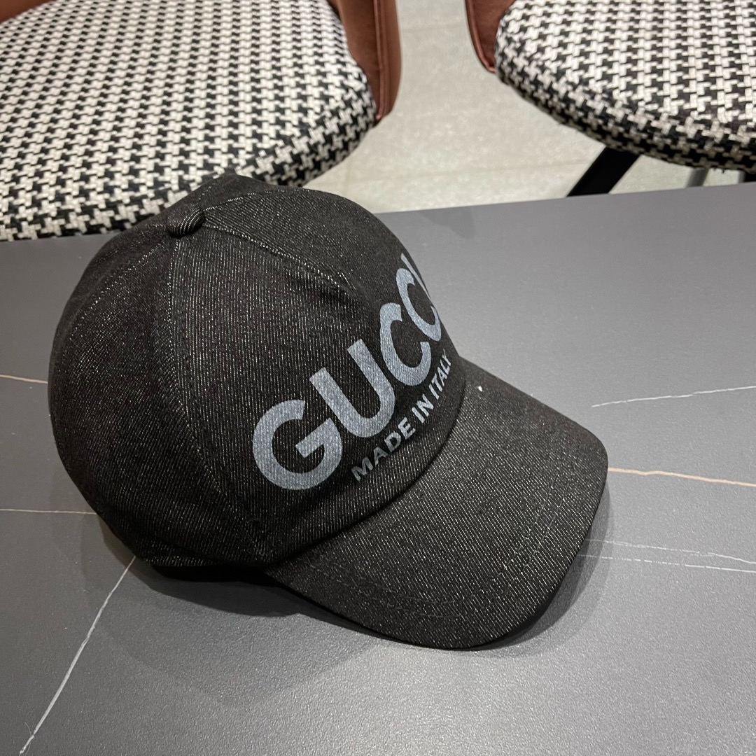 棒球帽古奇GUCCI🧢原单品质火爆来袭 🔥🎩 工艺非常精美 高档大气上档次！低调奢华，方便携带！跑量！