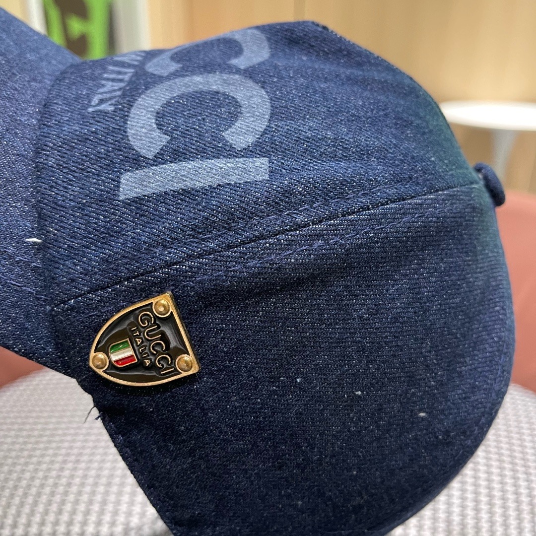 棒球帽古奇GUCCI🧢原单品质火爆来袭 🔥🎩 工艺非常精美 高档大气上档次！低调奢华，方便携带！跑量！