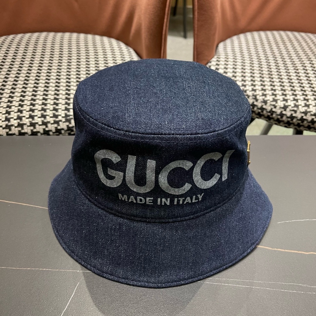 渔夫帽GUCCI🧢原单品质火爆来袭 🔥🎩 工艺非常精美 高档大气上档次！低调奢华，方便携带！跑量！