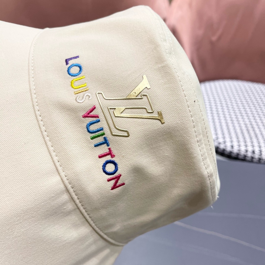 Lv 路易威登新新款渔夫帽女春秋百搭盆帽男休闲遮阳帽子潮牌字母刺绣