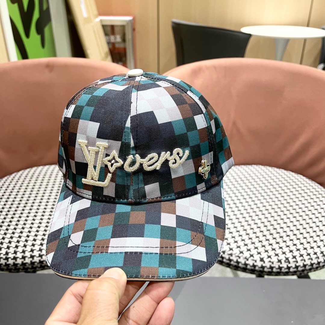 LV(路易威登)新款原单棒球帽， 专柜1:1开模订制，轻盈透气！质量超赞！