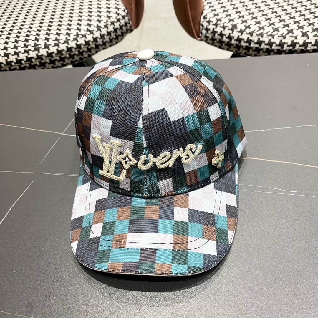 LV(路易威登)新款原单棒球帽， 专柜1:1开模订制，轻盈透气！质量超赞！