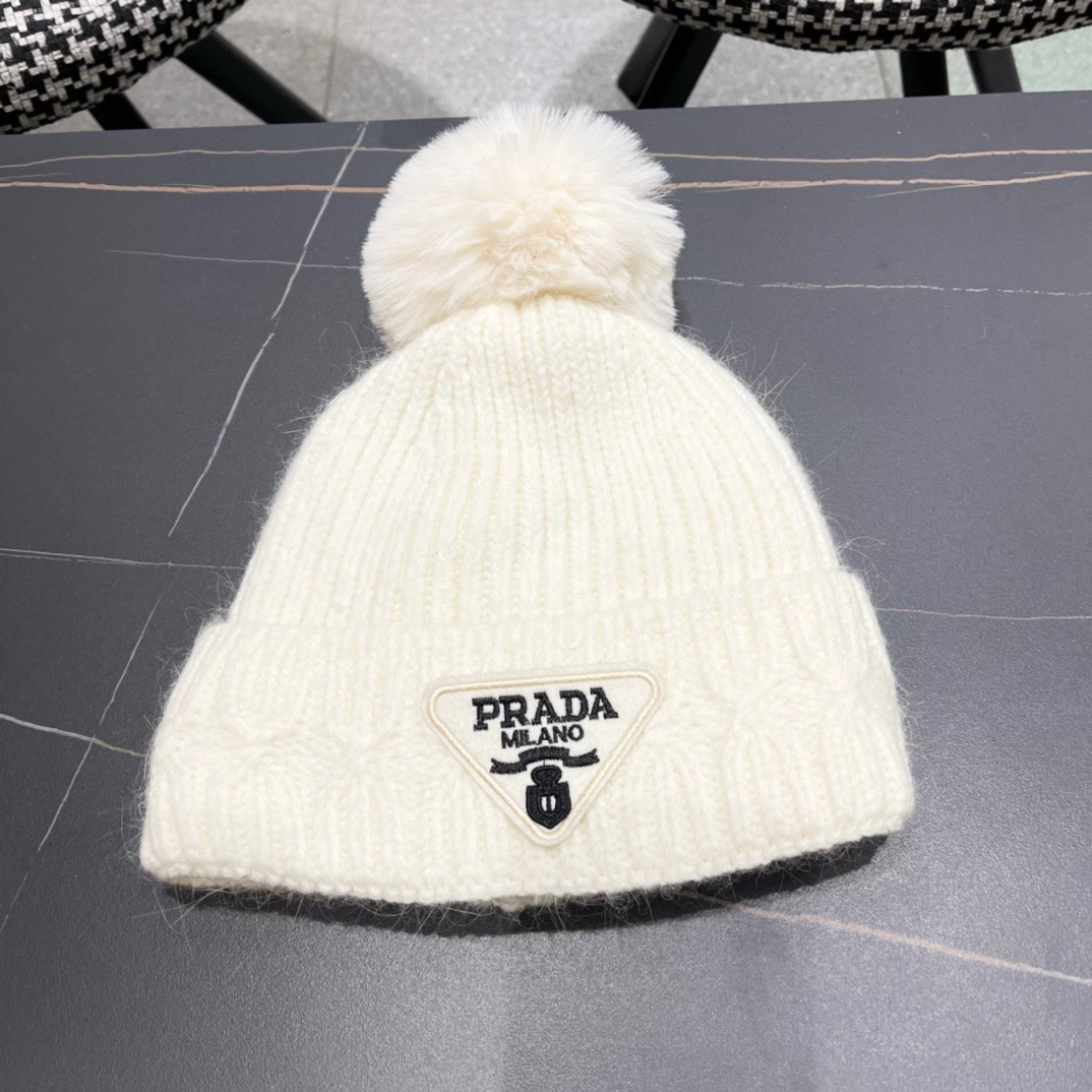 NO:689767,Prada Prada fur ball beanie autumn and winter thickened velvet Korean style knitted women's all-match warm pullover ear protection hat hat fisherman hat baseball cap knitted hat, hat, prada, prada, espadrilles, hats19860909普拉达Prada毛球毛线帽秋冬季加绒加厚韩版针织女百搭保暖套头护耳帽子帽子渔夫帽棒球帽针织帽,帽子,prada,prada,espadrilles,hats,hat