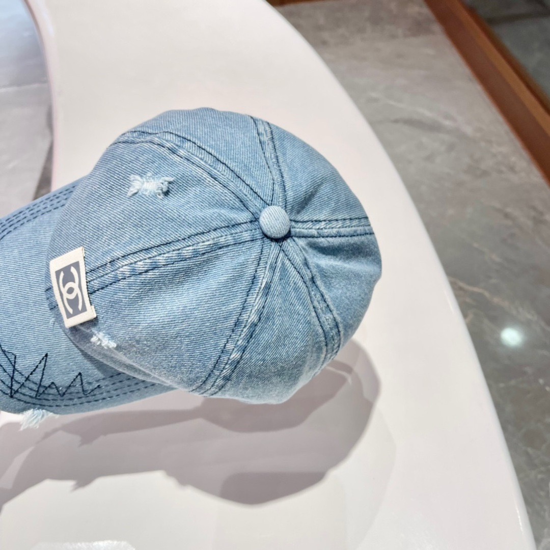 【CHANEL香奈儿】春夏新款牛仔款简约棒球帽，新款出货，大牌款超好搭配，赶紧入手！