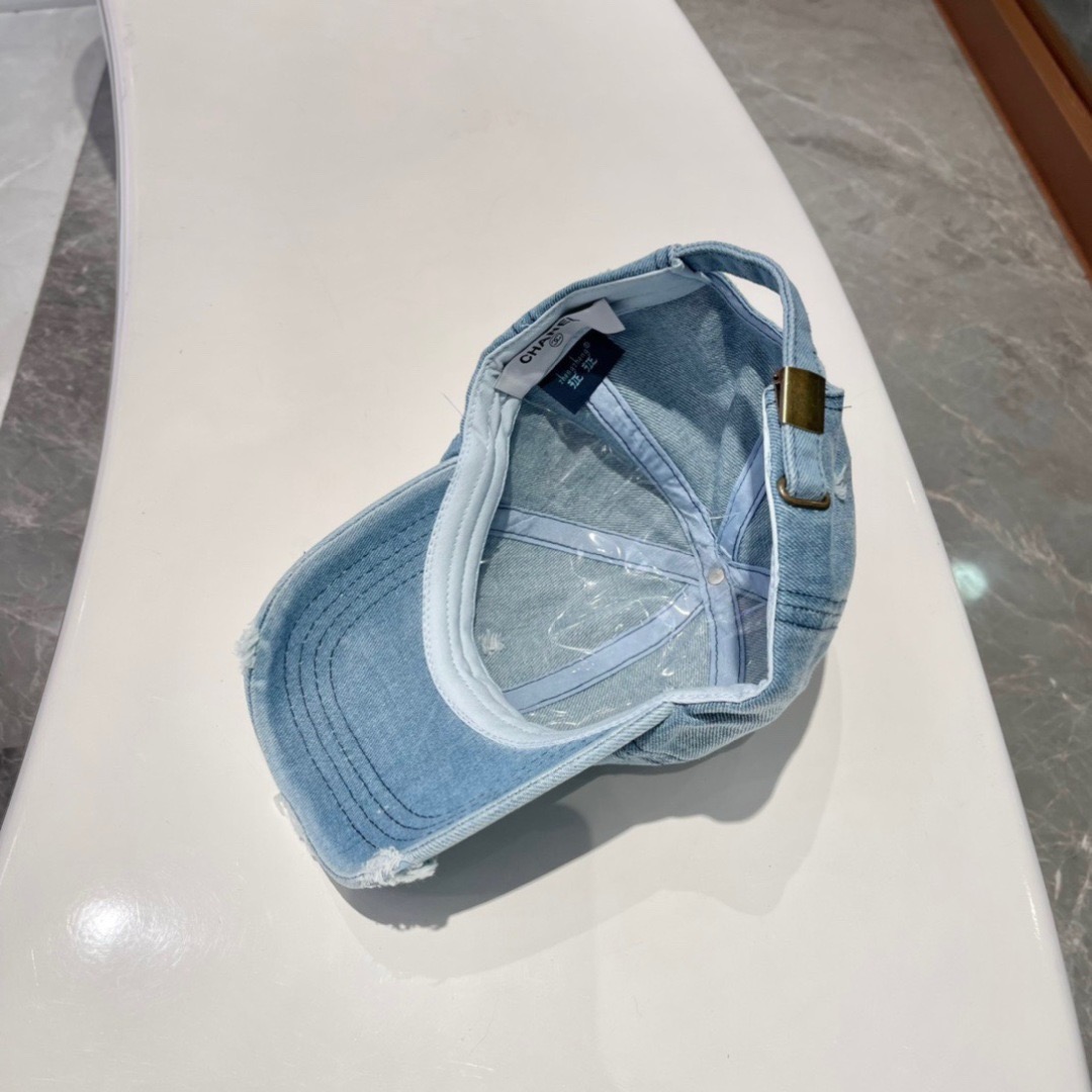 【CHANEL香奈儿】春夏新款牛仔款简约棒球帽，新款出货，大牌款超好搭配，赶紧入手！