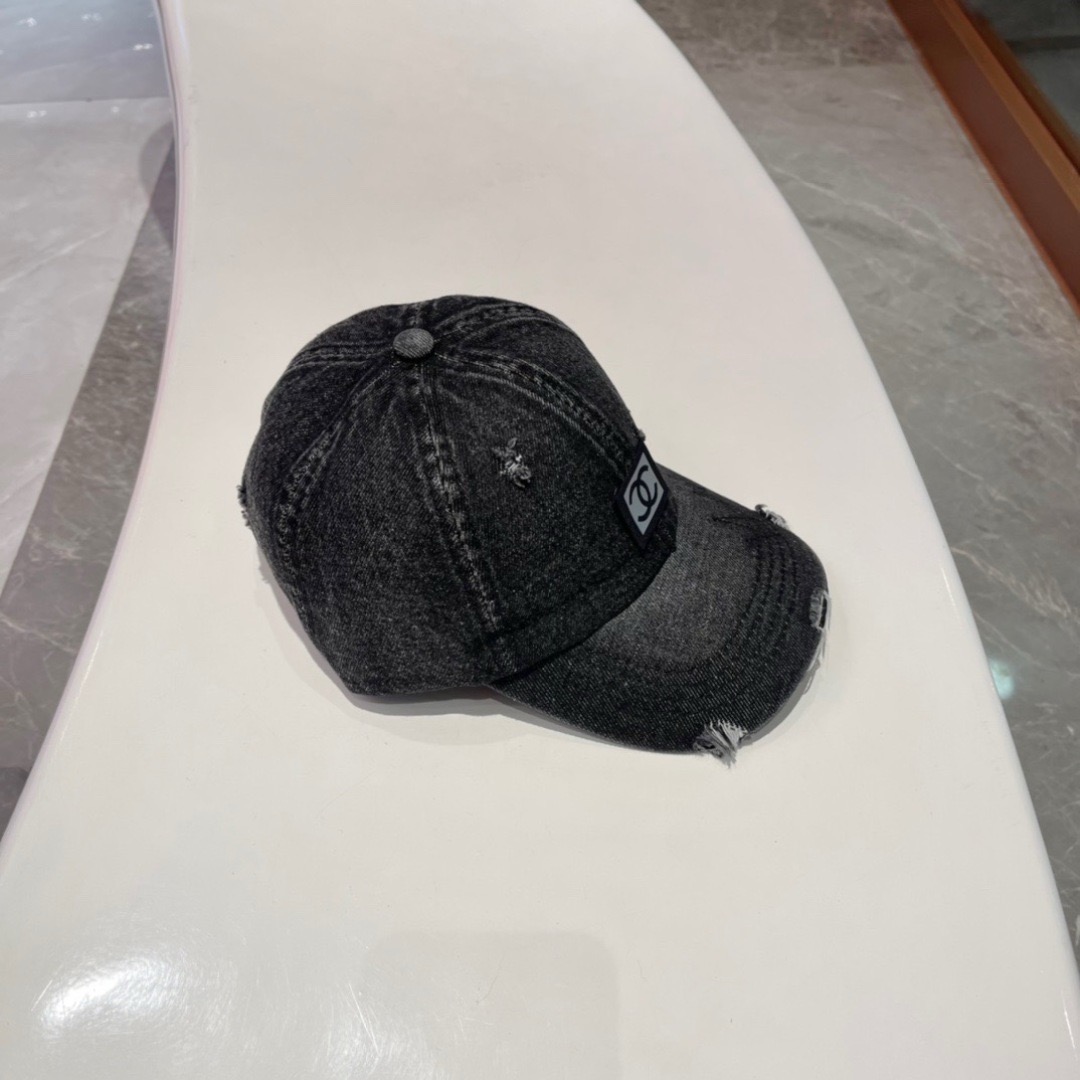 【CHANEL香奈儿】春夏新款牛仔款简约棒球帽，新款出货，大牌款超好搭配，赶紧入手！