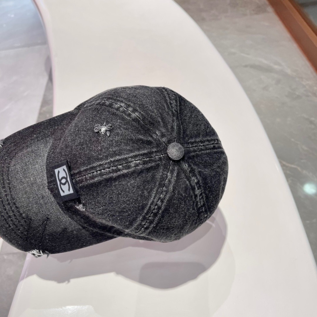 【CHANEL香奈儿】春夏新款牛仔款简约棒球帽，新款出货，大牌款超好搭配，赶紧入手！