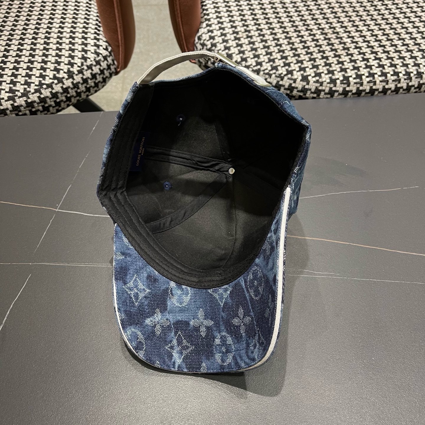🧢路易威登棒球帽 LouisVuitton😍2025新款LV棒球帽，重工打造♥️高端大气，百搭款🤗男女通