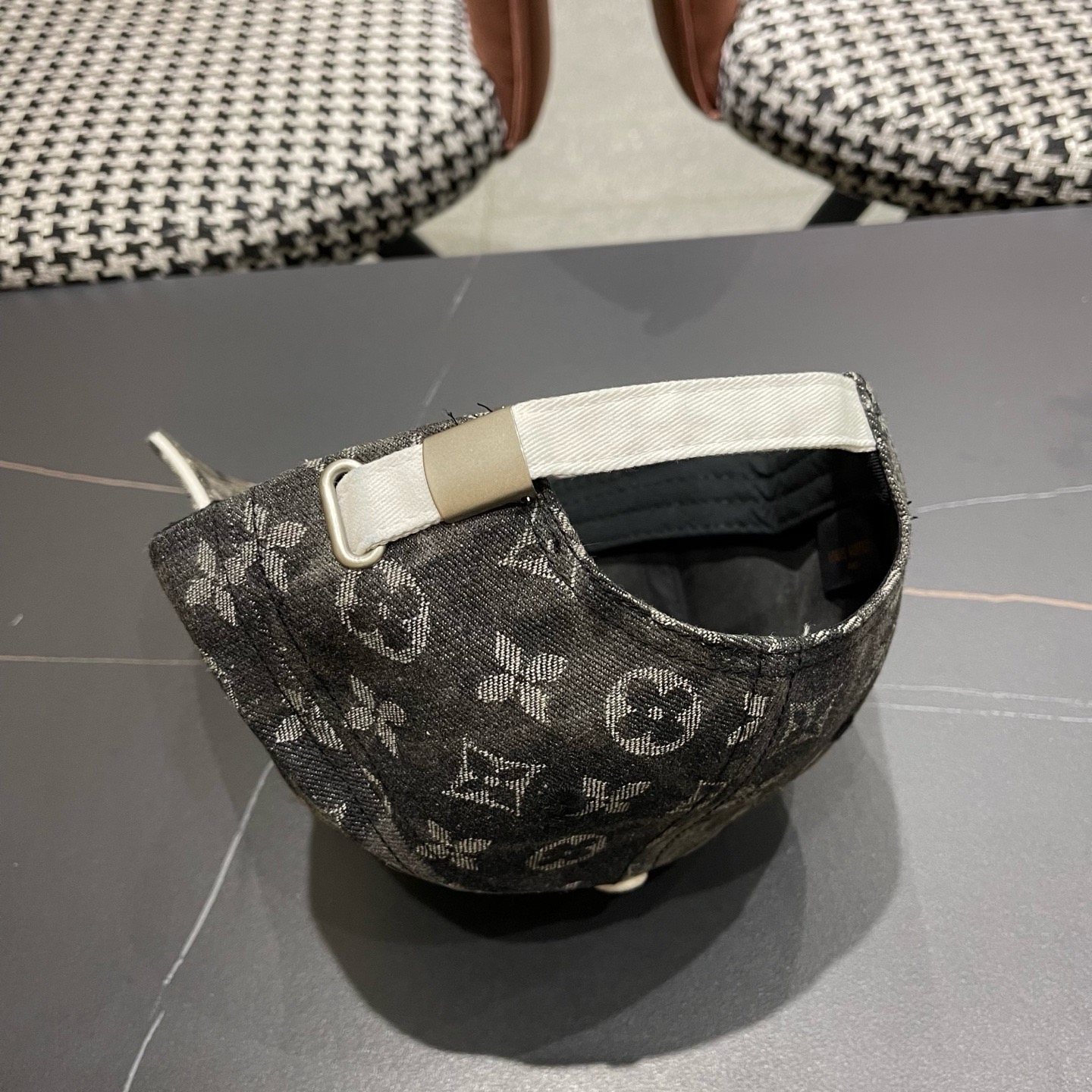 🧢路易威登棒球帽 LouisVuitton😍2025新款LV棒球帽，重工打造♥️高端大气，百搭款🤗男女通