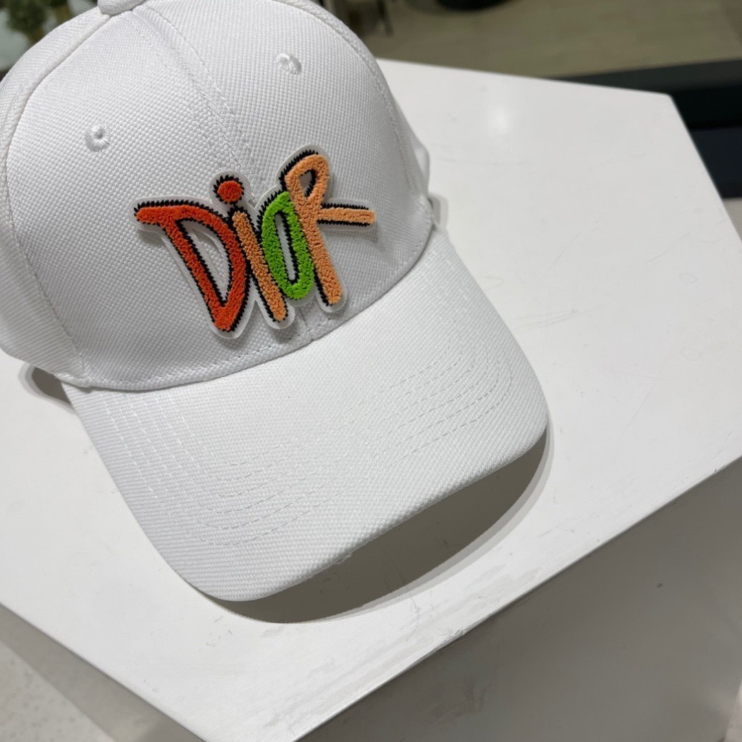 迪奥Dior🔻新款原单棒球帽，独家实物拍摄 男女通用、可调节