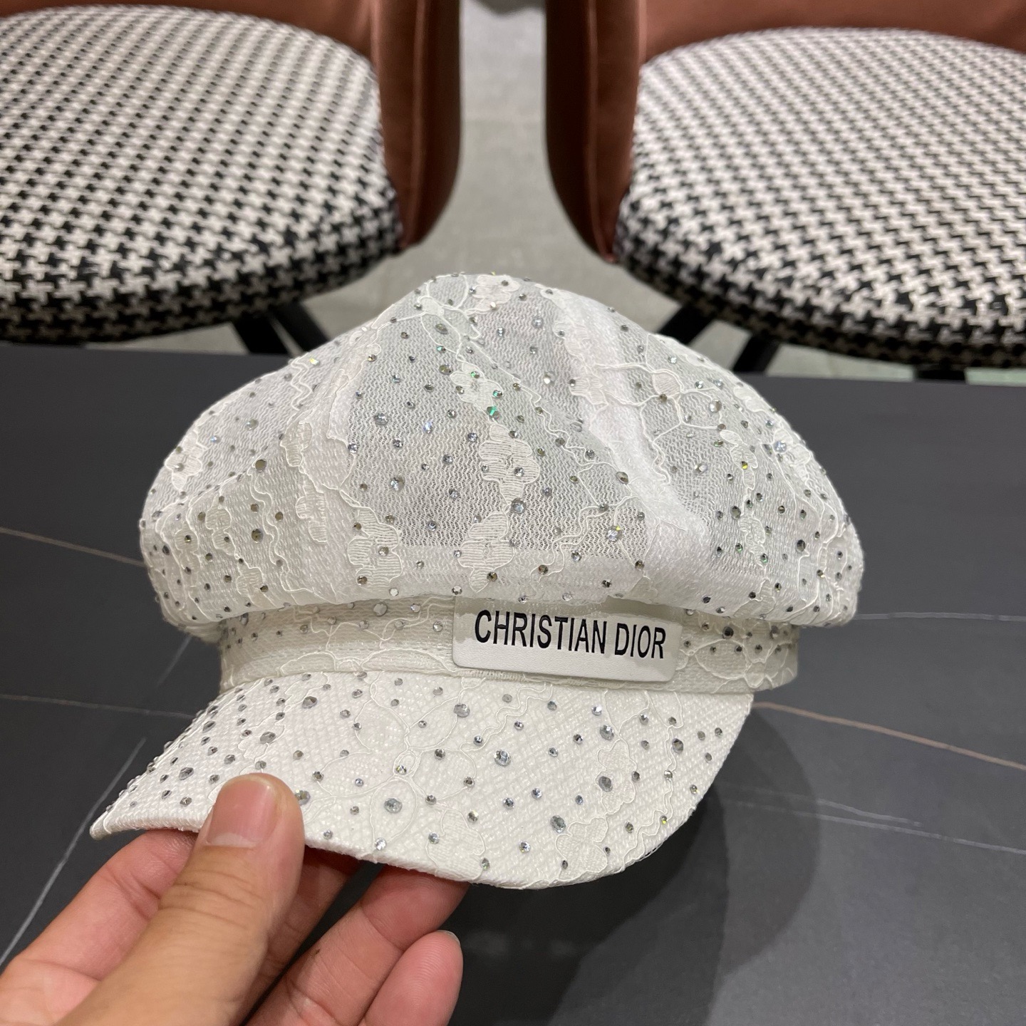 迪奥Dior 韩版重工水钻蕾丝八角帽子女春夏时尚百搭画家帽显脸小黑色鸭舌帽