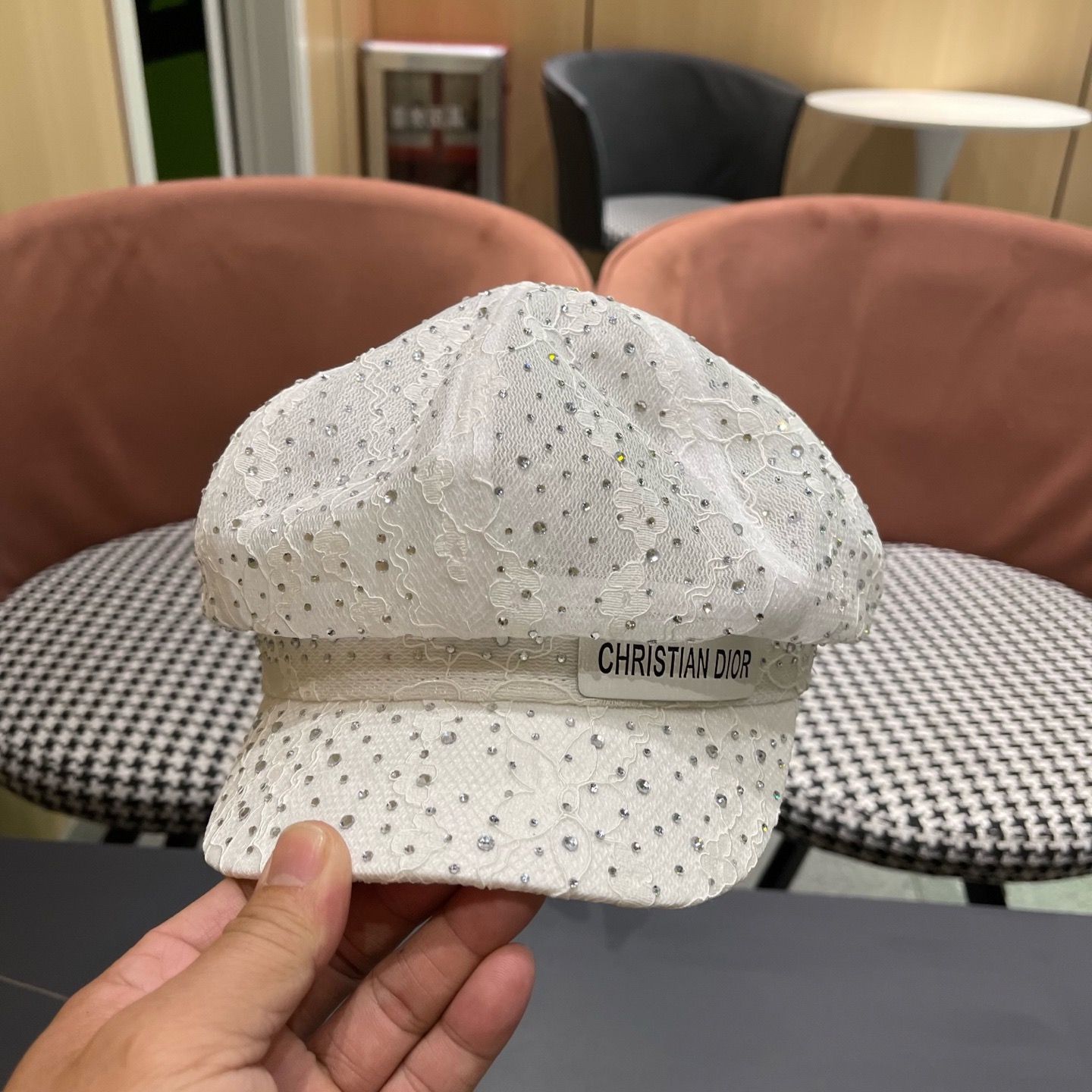 迪奥Dior 韩版重工水钻蕾丝八角帽子女春夏时尚百搭画家帽显脸小黑色鸭舌帽