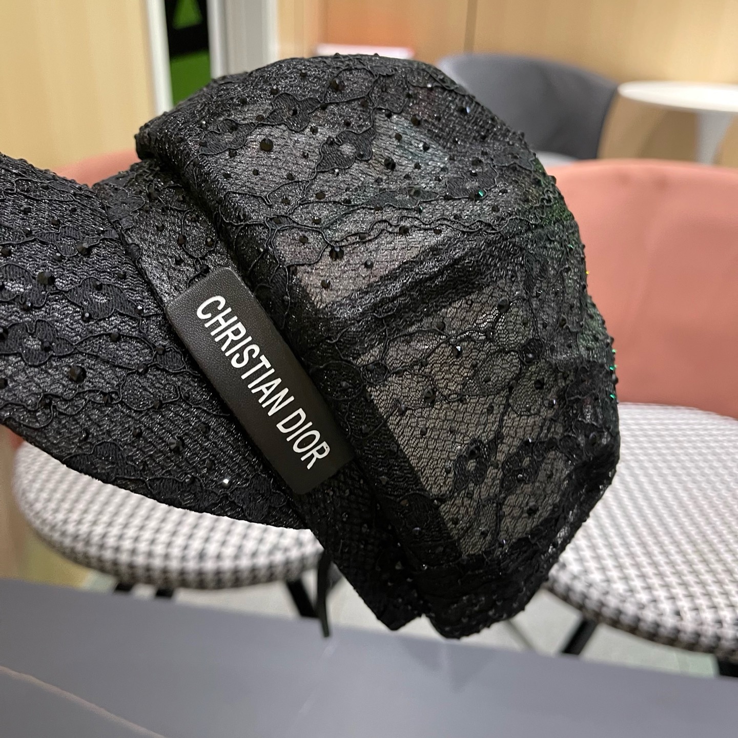 迪奥Dior 韩版重工水钻蕾丝八角帽子女春夏时尚百搭画家帽显脸小黑色鸭舌帽