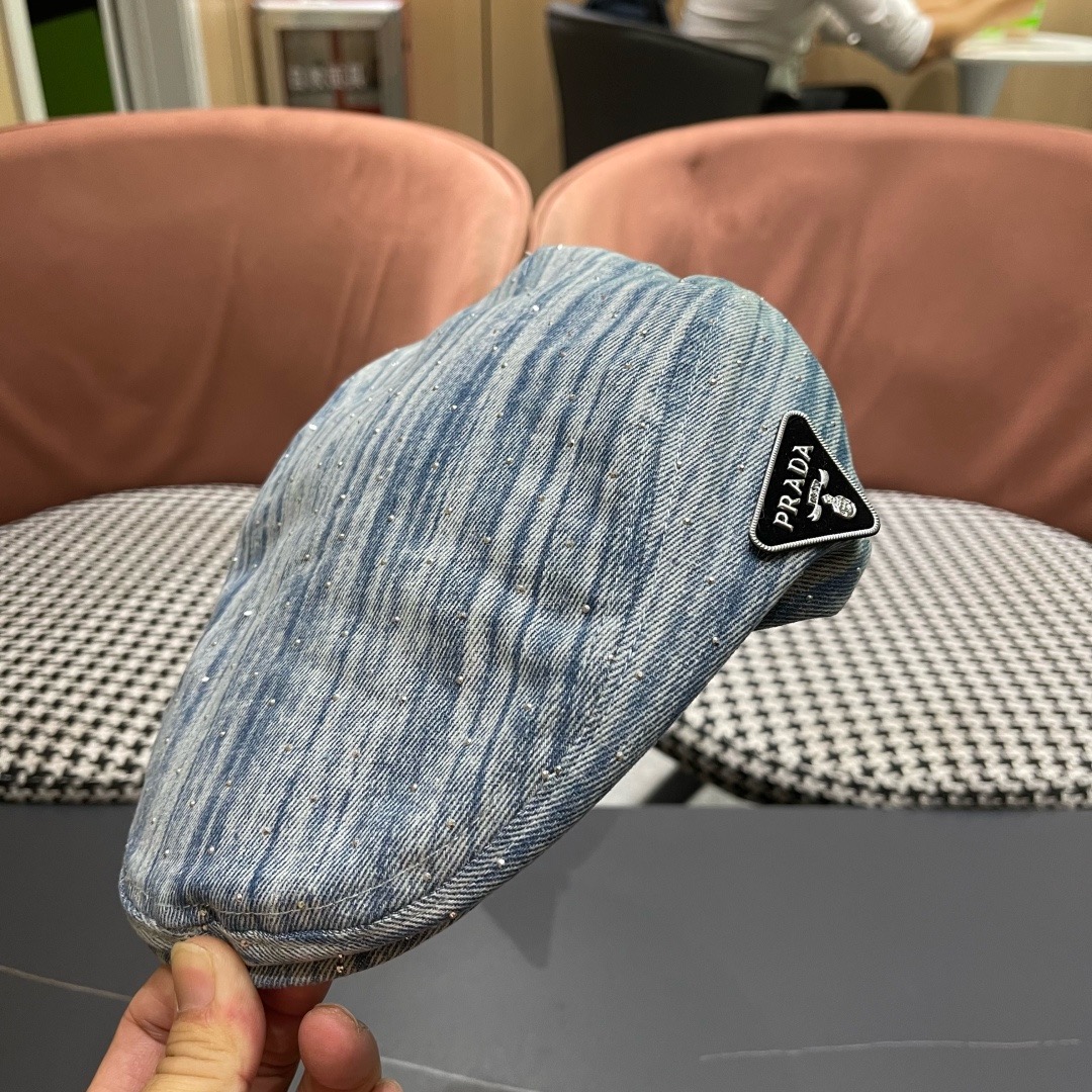 普拉达 Prada 时髦条纹带钻牛仔做1前进帽女春夏秋画家帽子街头复古显脸小贝雷帽潮