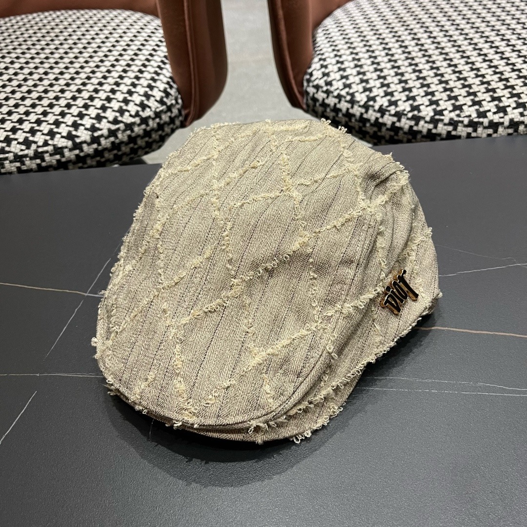 迪奥Dior日系设计感前进帽女生时尚毛边画家帽显脸小复古报童帽春夏鸭舌帽