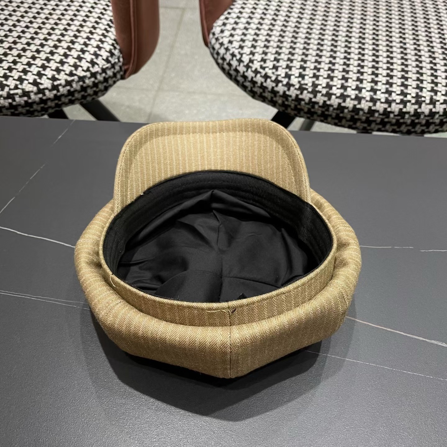 迪奥 Dior2025年新款八角帽子女春秋季薄款英伦风报童帽条纹画家帽潮