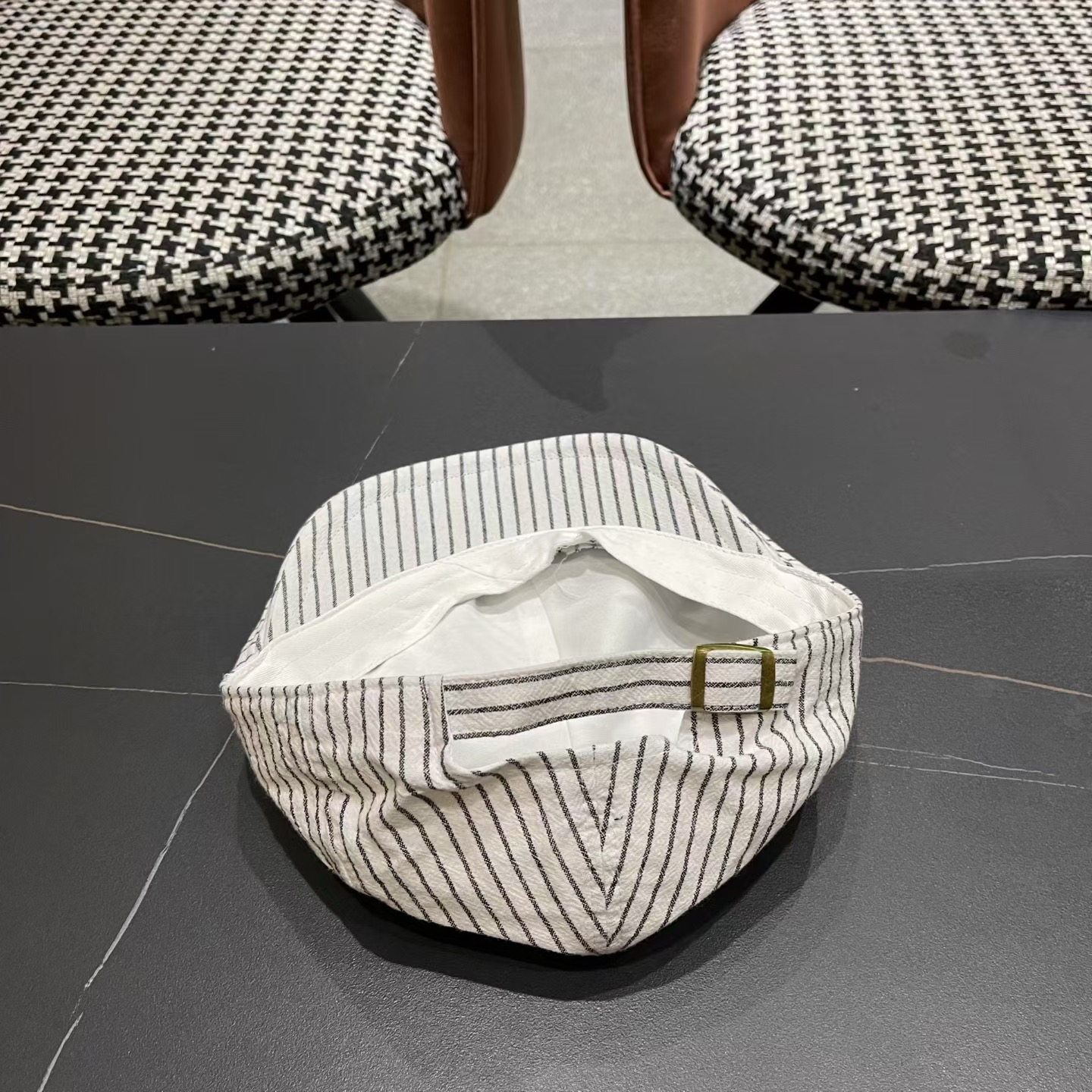 赛琳，日系条纹前进帽女2025新款春夏季复古百搭贝雷帽个性反戴鸭舌帽子