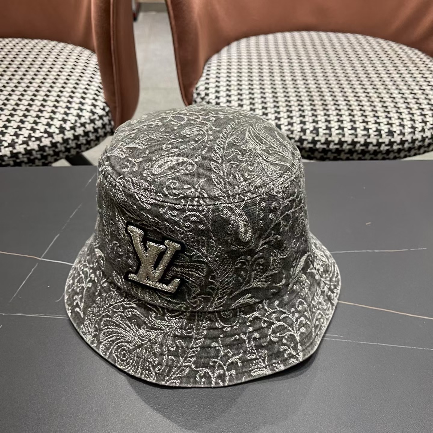 Lv路易威登 日韩系花纹做旧休闲复古时尚百搭街头出游渔夫帽画家帽新款