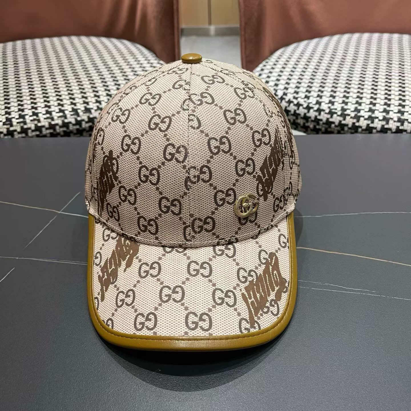 【GUCCI 古奇】高端板本原单棒球帽，做工精细透气舒适❤️日韩时尚潮流❤️❤️❤️棒球帽原单品质火爆来