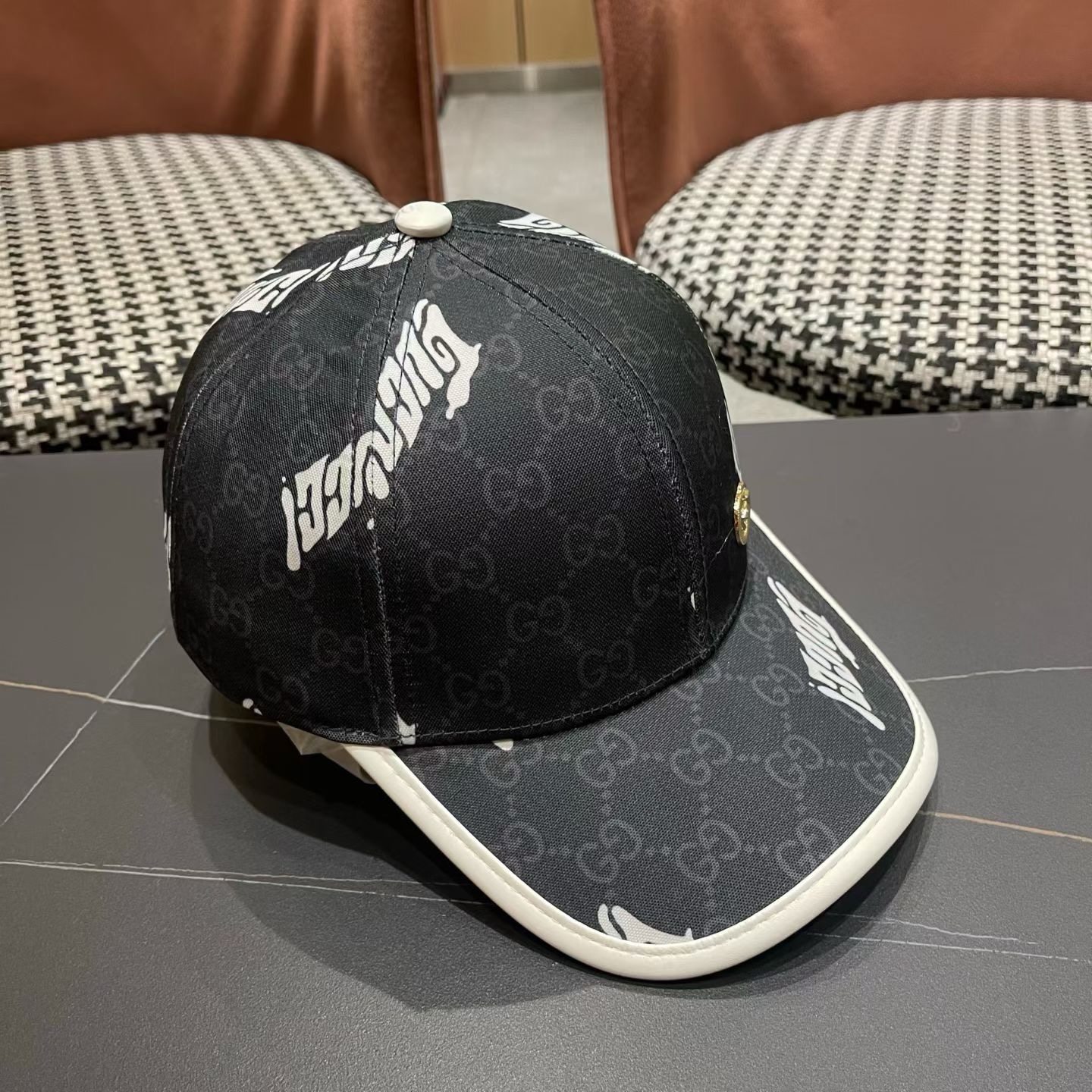 【GUCCI 古奇】高端板本原单棒球帽，做工精细透气舒适❤️日韩时尚潮流❤️❤️❤️棒球帽原单品质火爆来