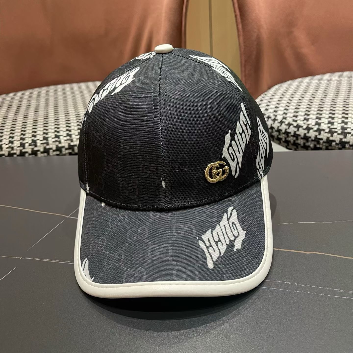 【GUCCI 古奇】高端板本原单棒球帽，做工精细透气舒适❤️日韩时尚潮流❤️❤️❤️棒球帽原单品质火爆来