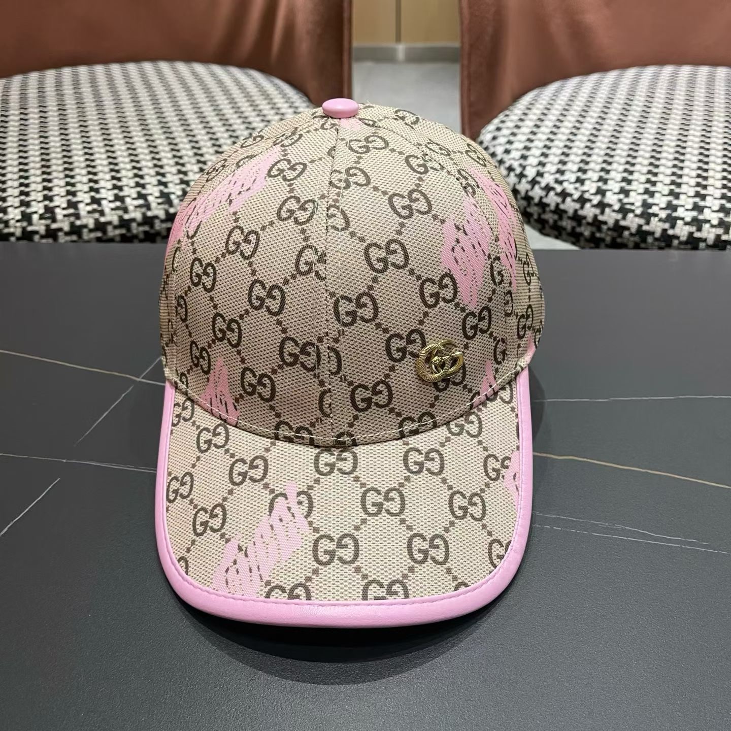 NO:643667,[GUCCI] High-end original baseball cap, fine workmanship, breathable and comfortable, Japanese and Korean fashion trend baseball cap, original quality, popular, exquisite craftsmanship, high-end atmosphere!  Easy to carry!  Hats bucket hat, baseball cap, knitted hat, hat, gucci, espadrilles, hats19860909【GUCCI 古奇】高端板本原单棒球帽,做工精细透气舒适日韩时尚潮流棒球帽原单品质火爆来袭工艺精美高档大气！方便携带！帽子渔夫帽棒球帽针织帽,帽子,gucci,espadrilles,hats,hat