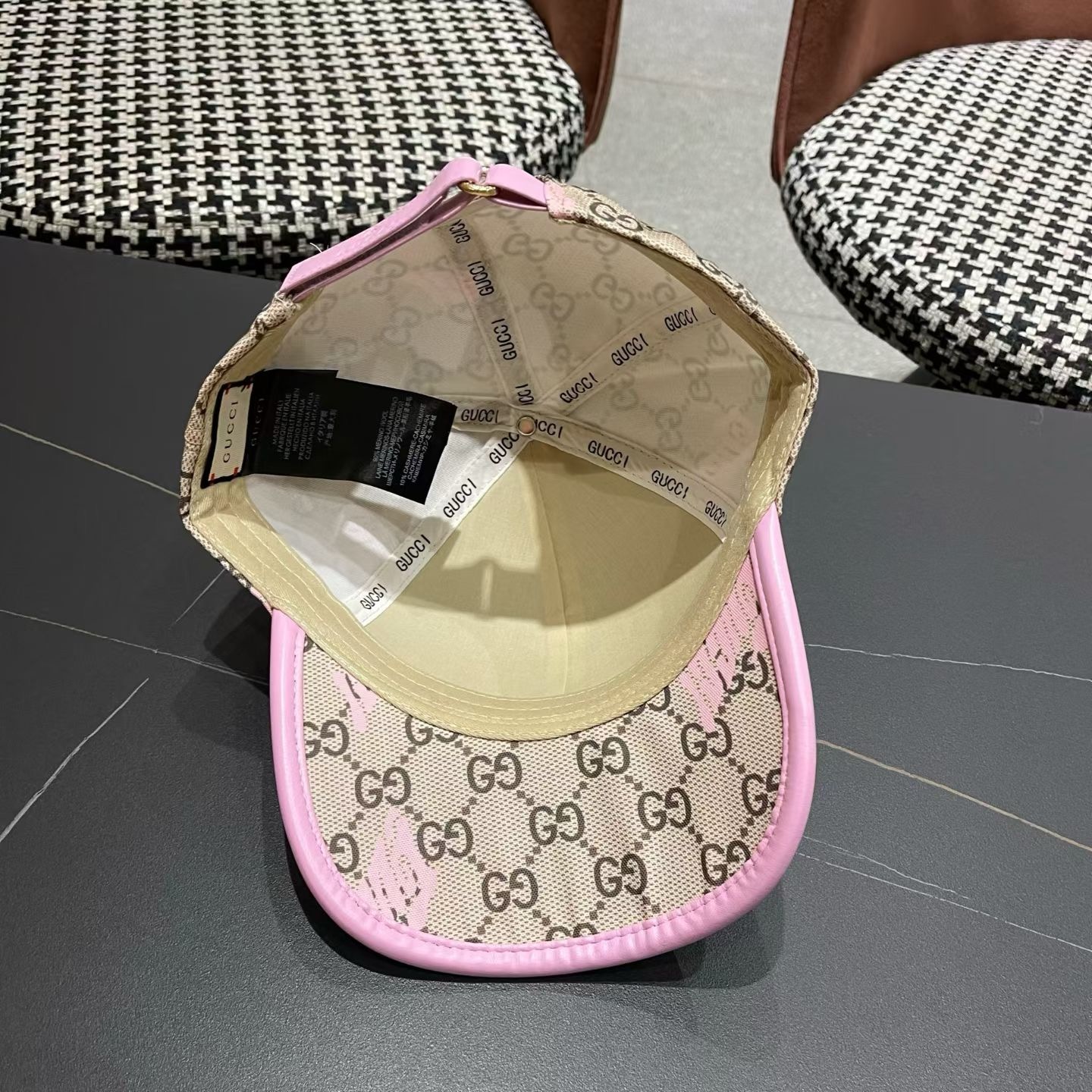 【GUCCI 古奇】高端板本原单棒球帽，做工精细透气舒适❤️日韩时尚潮流❤️❤️❤️棒球帽原单品质火爆来