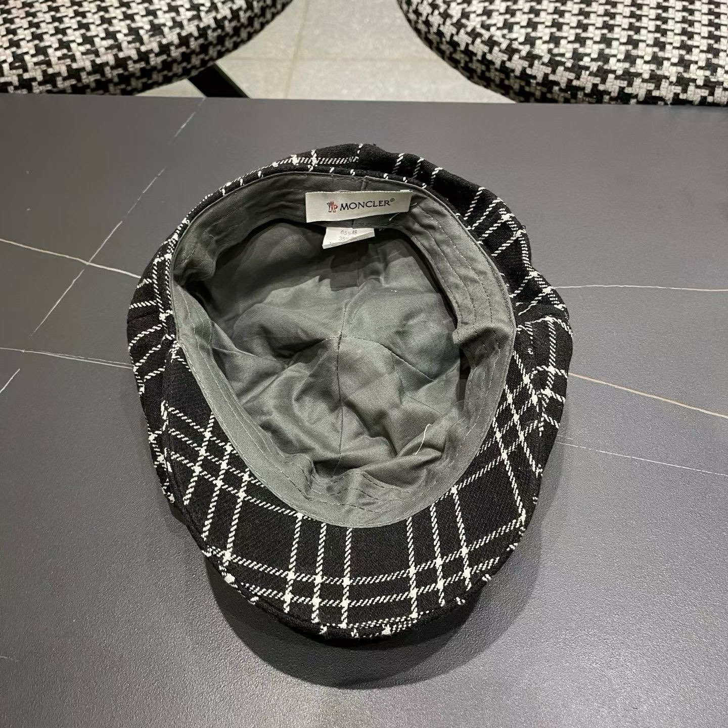 【MONCLER蒙​口】冬季​新​款​高‎品质‎ 火爆‌来‌袭‎ 💖💖鸭​舌八‌角‌帽 时尚​百搭 帽型