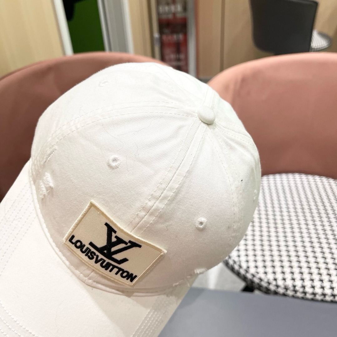 LV路易威登棒球帽🧢轻盈透气。完美版型，独家实物拍摄，男女适用