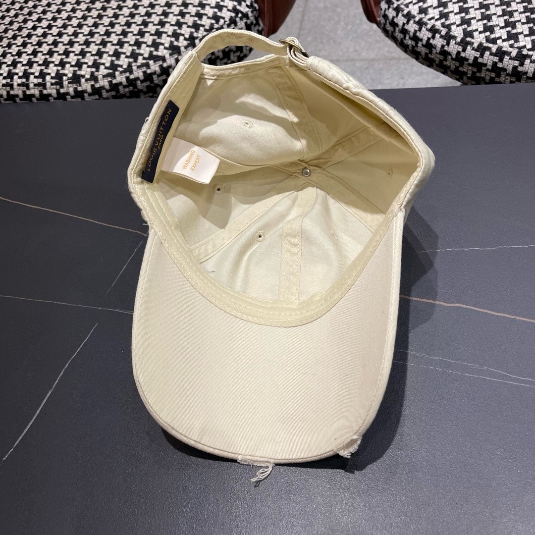 LV路易威登棒球帽🧢轻盈透气。完美版型，独家实物拍摄，男女适用