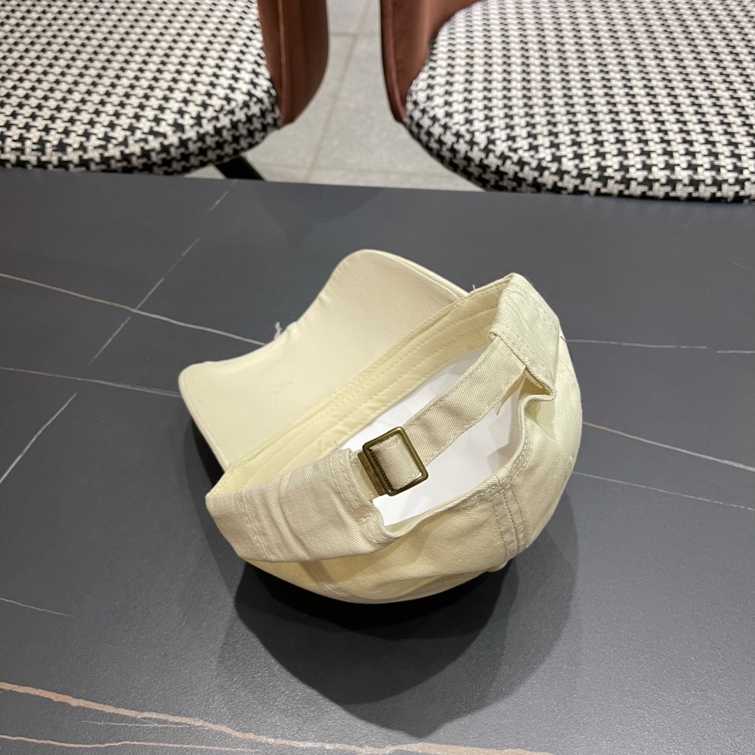 LV路易威登棒球帽🧢轻盈透气。完美版型，独家实物拍摄，男女适用