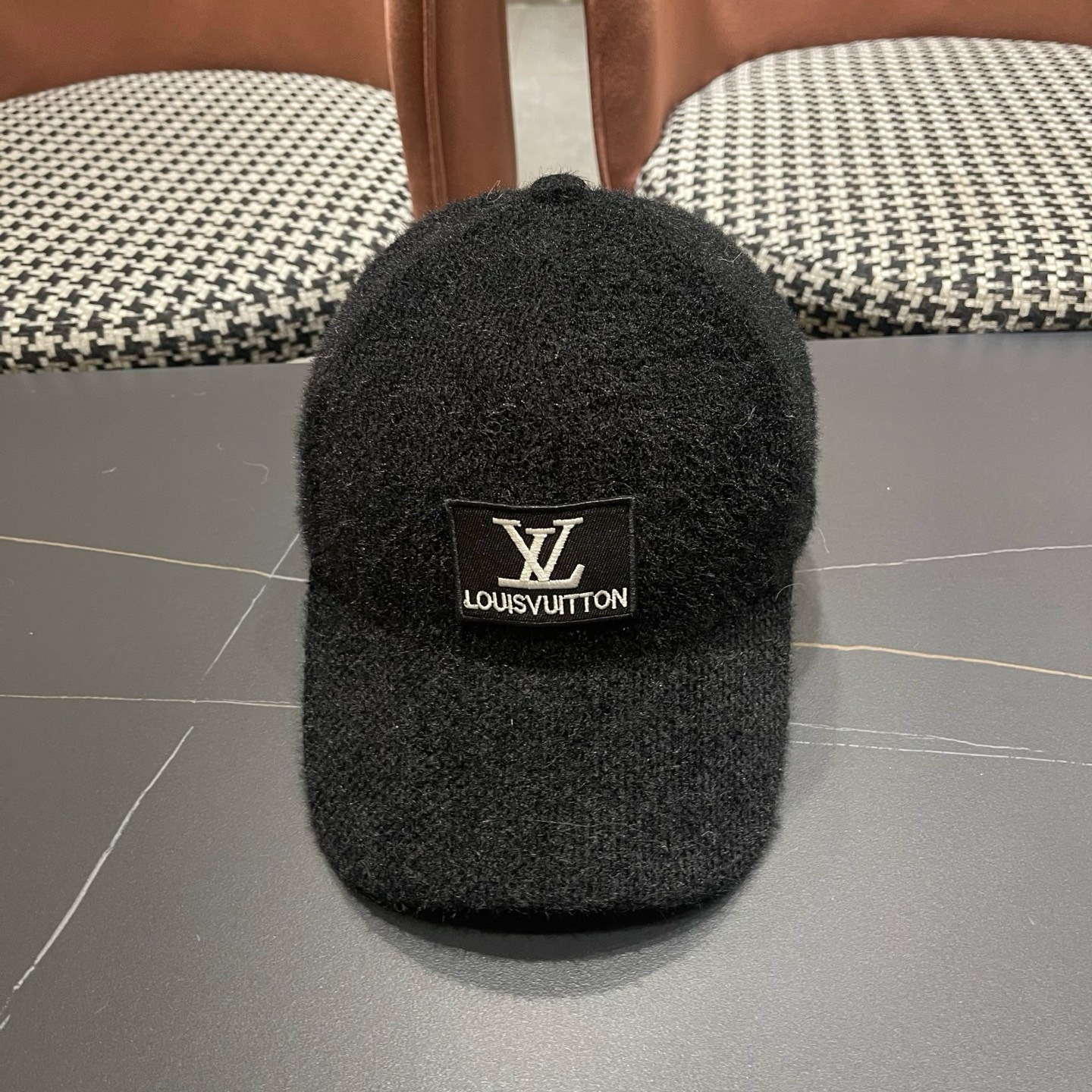 LV 路易威登 秋冬新款经典休闲潮流款 上架简约棒球帽出门旅游，绝对要入手的一款
