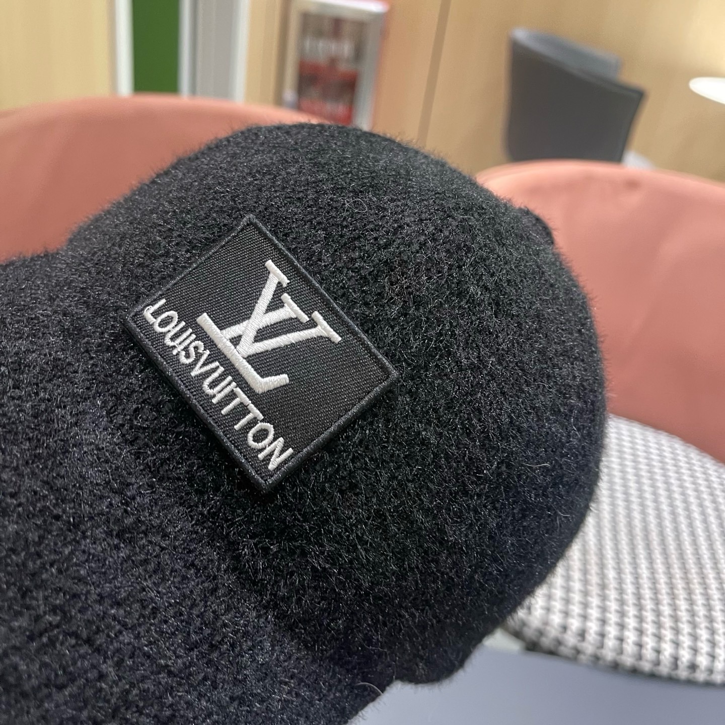 LV 路易威登 秋冬新款经典休闲潮流款 上架简约棒球帽出门旅游，绝对要入手的一款