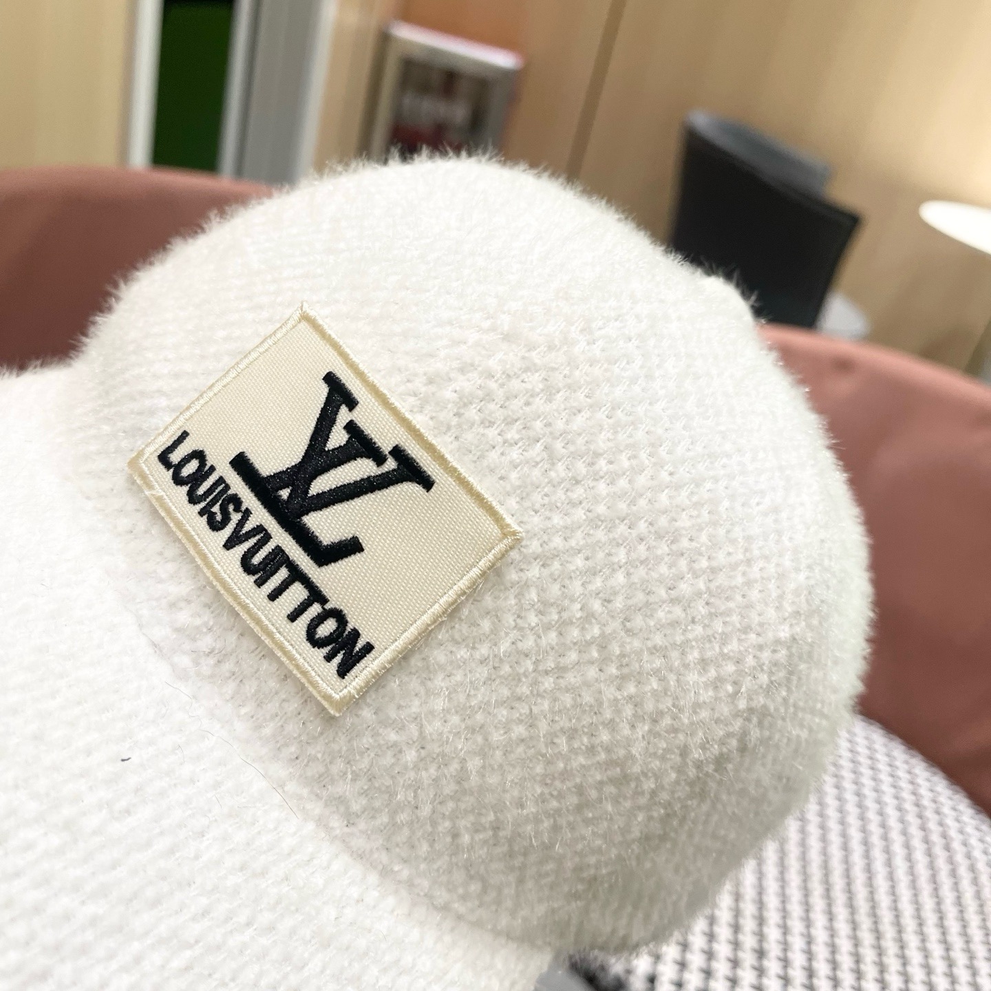 LV 路易威登 秋冬新款经典休闲潮流款 上架简约棒球帽出门旅游，绝对要入手的一款