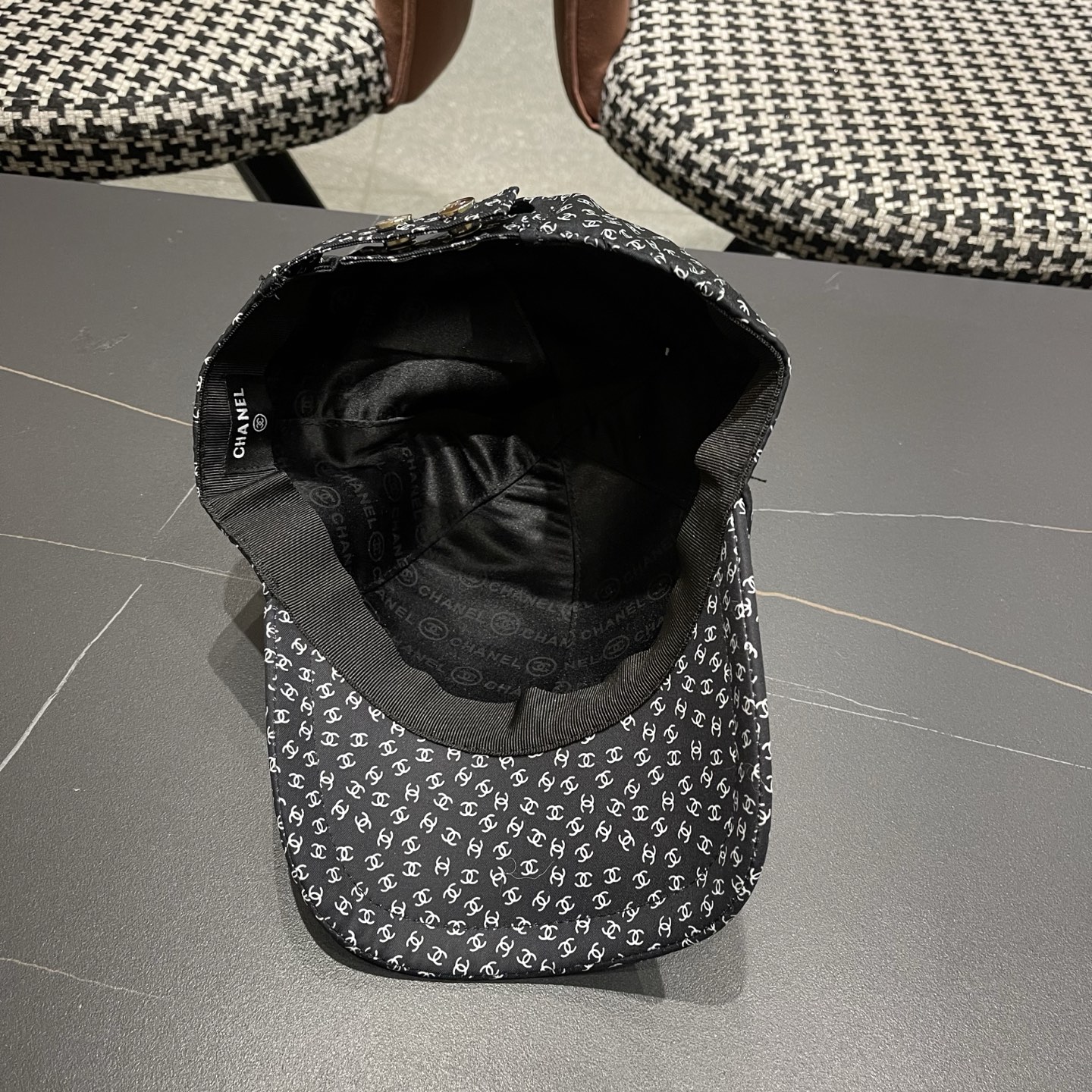 香奈儿CHANEL 新品硬顶棒球帽，小香logo经典简约，时尚休闲设计 跑量新品
